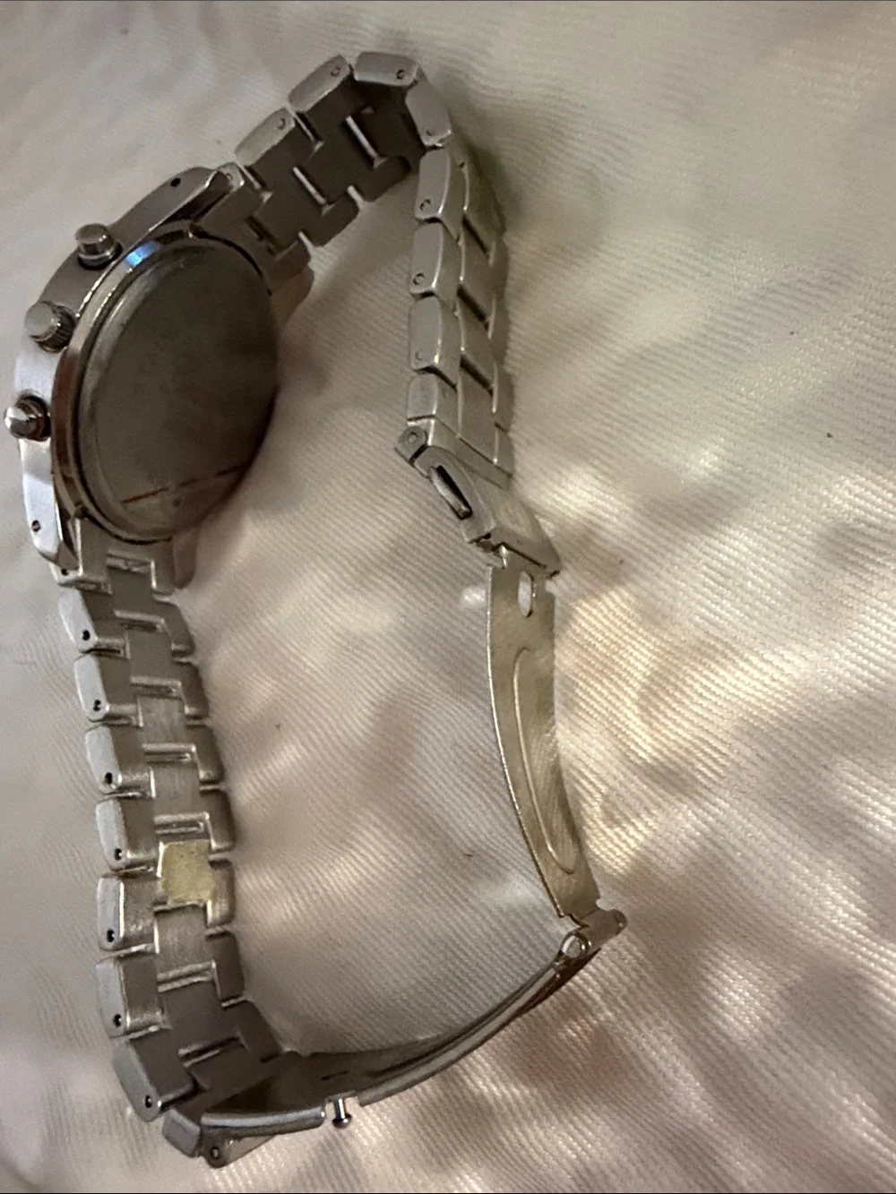 Geneva Silver Crystal Bezel Women's Bracelet Watch needs battery
